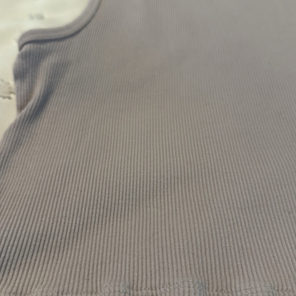 TNA Gray Ribbed Tank Top - Picture 2 of 5